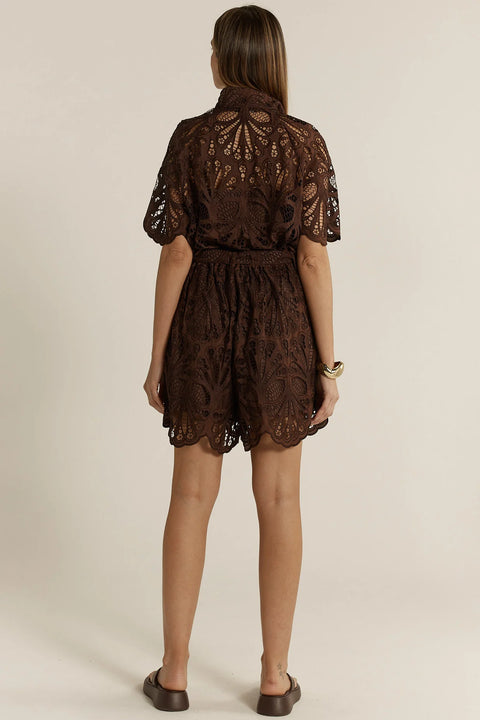 Elara Broderie Short