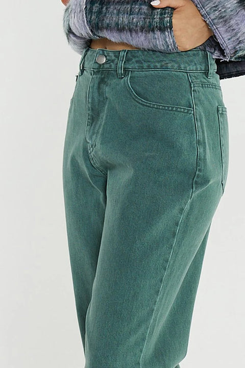 Shylah Slim Straight Jean