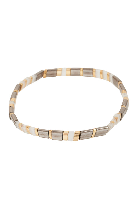 Aura Wristlet