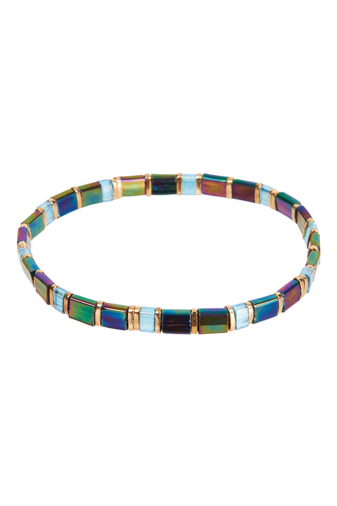 Aura Wristlet