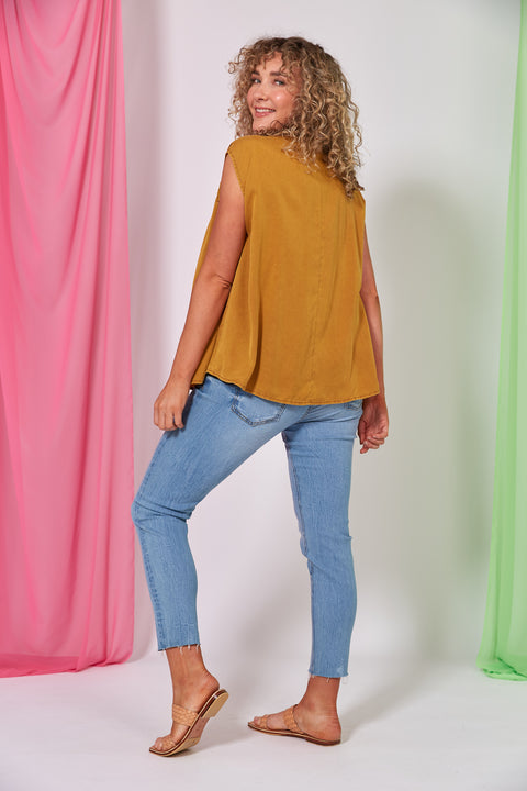 Elan Top