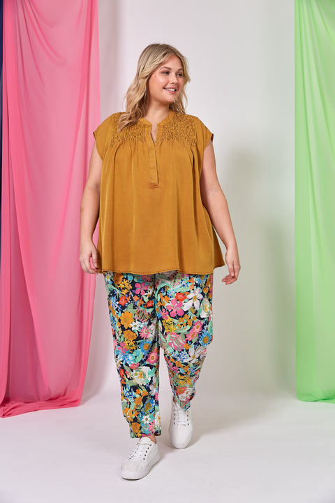 Elan Top