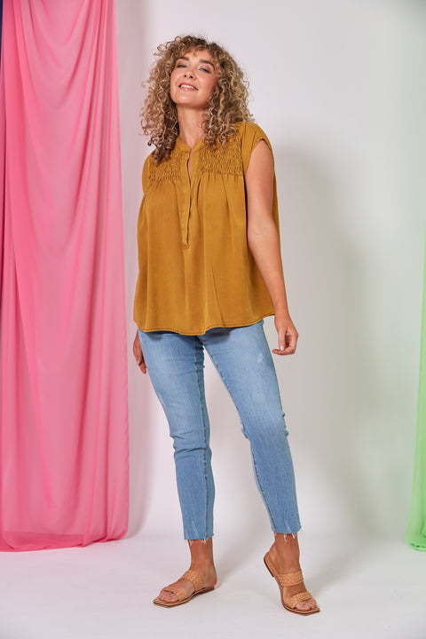 Elan Top