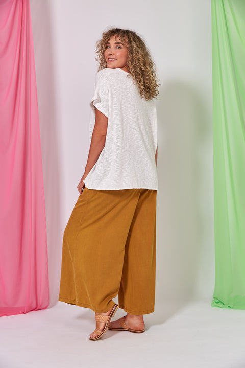 Jovial Top
