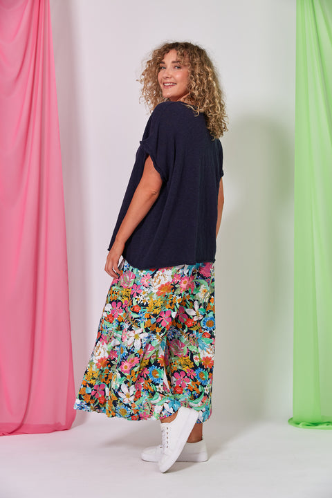 Jovial Top