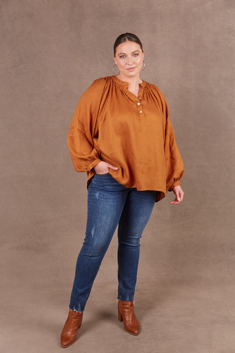 Nama Blouse