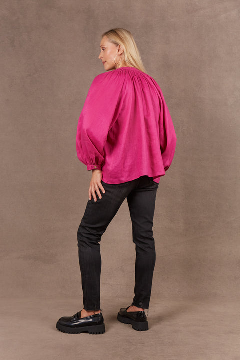 Nama Blouse