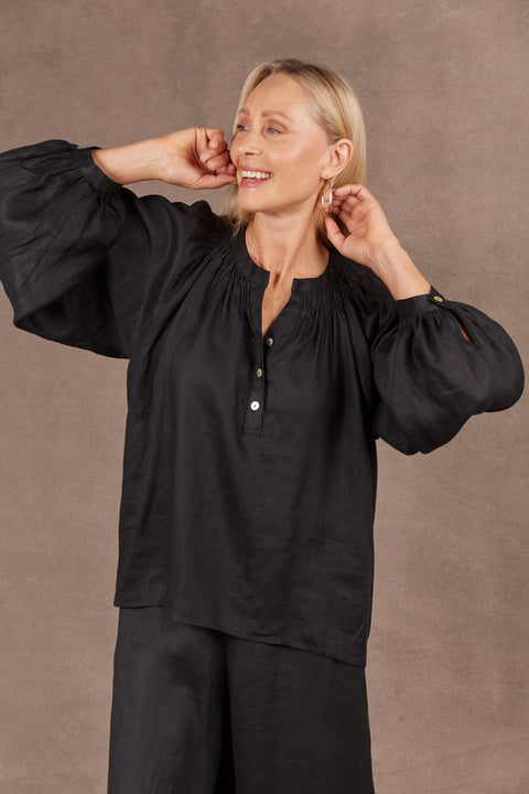 Nama Blouse