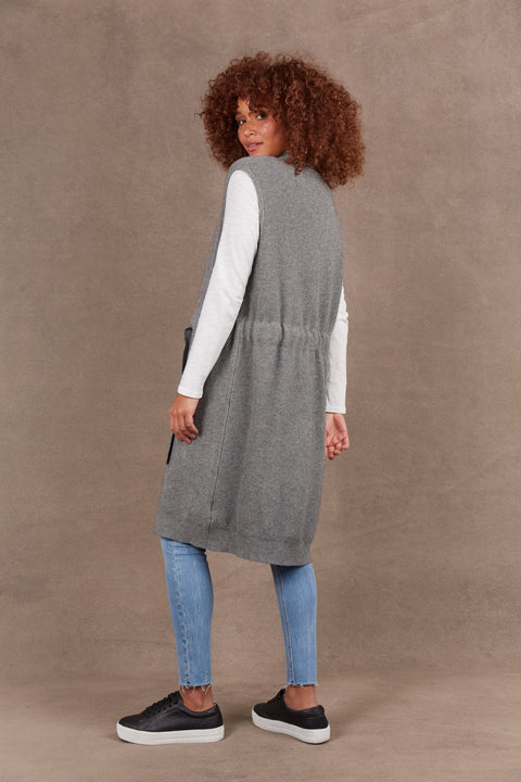 Nawi Vest