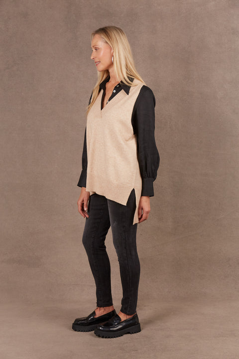Nakako Vest