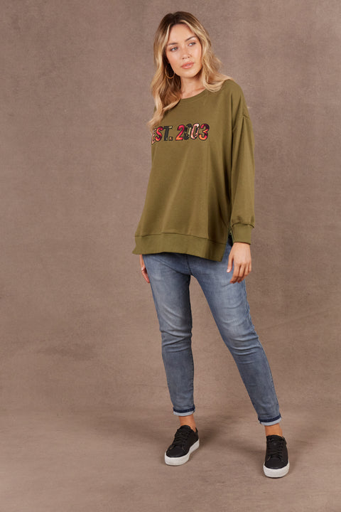 Est Sweat Top