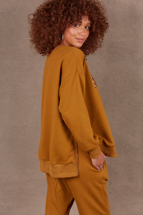 Est Sweat Top