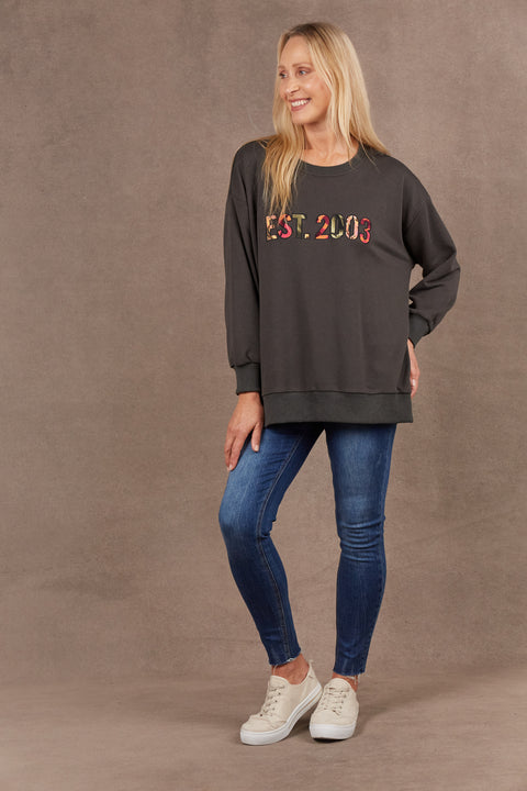 Est Sweat Top