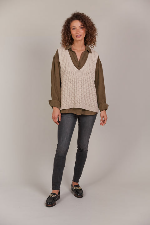 Naviva Vest