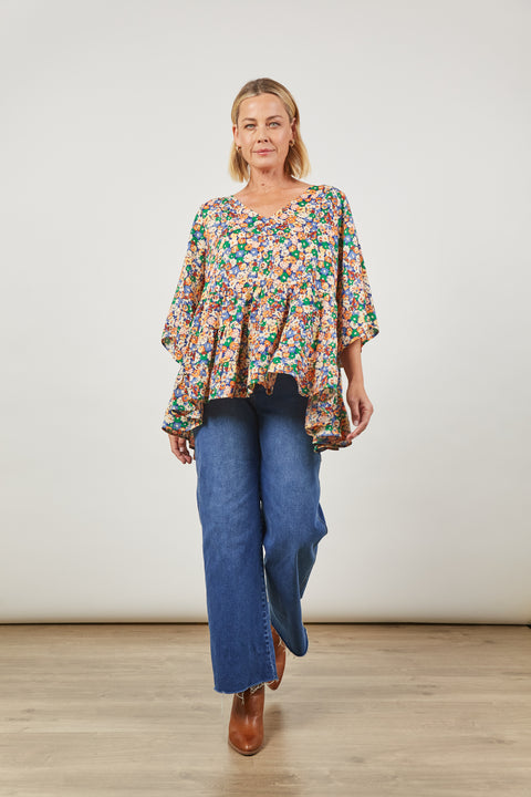 Romance Relax Top
