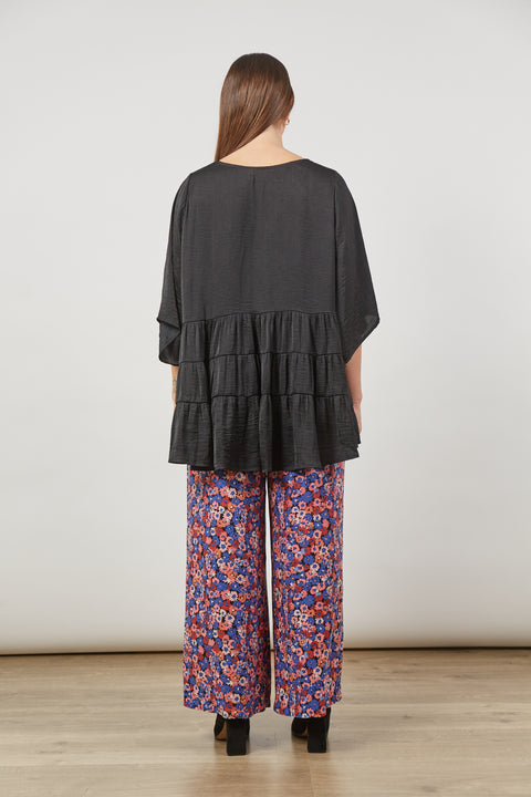 Romance Relax Top