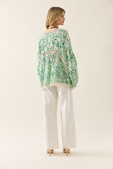 Oline Lace Cape