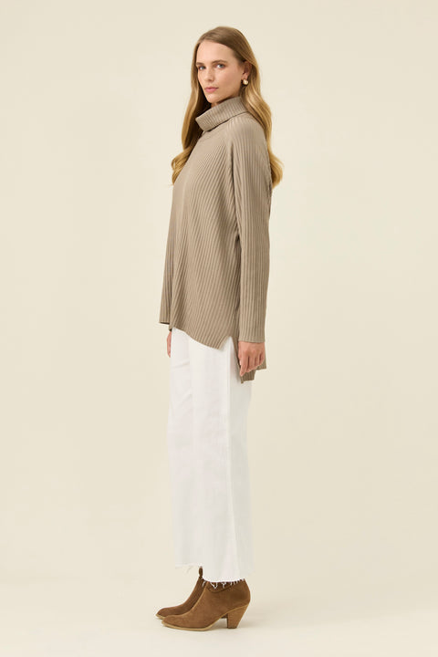 Juno Relaxed Roll Neck Jumper - Willow Collective Mudgee