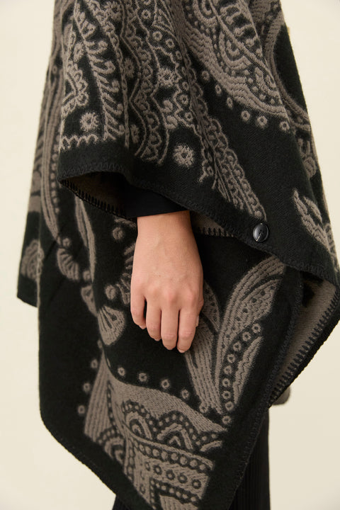 Lucia Cape - Willow Collective Mudgee