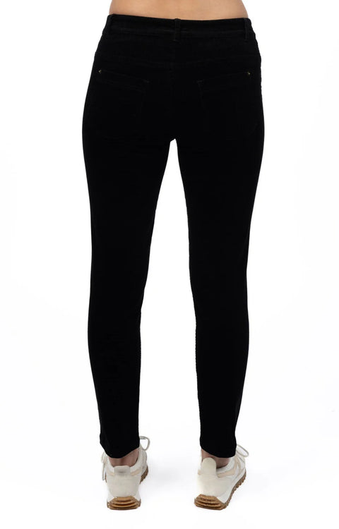 Queen Cord Jean W25