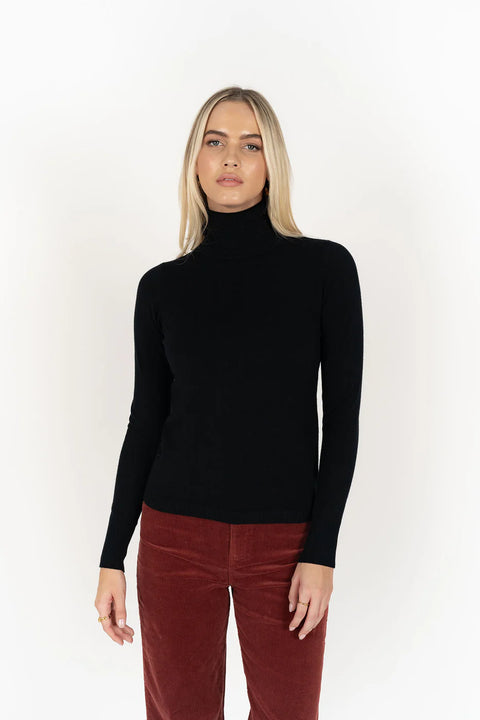 Alana Skivvy W25