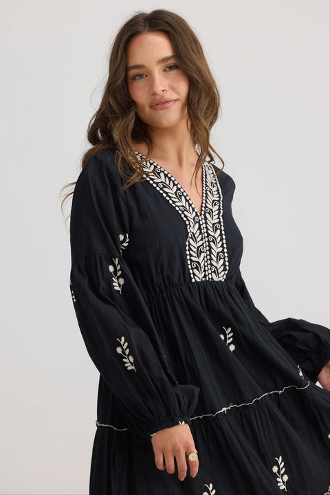 Vadella Dress