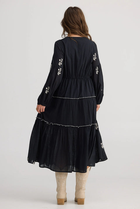 Vadella Dress