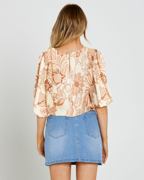 Emelia Balloon Sleeve Top