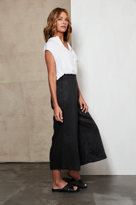 Studio Crop Pant