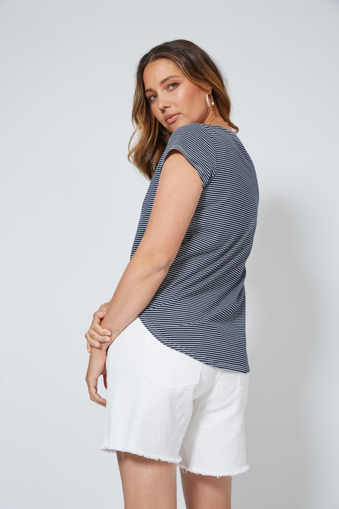 Sunda Tee