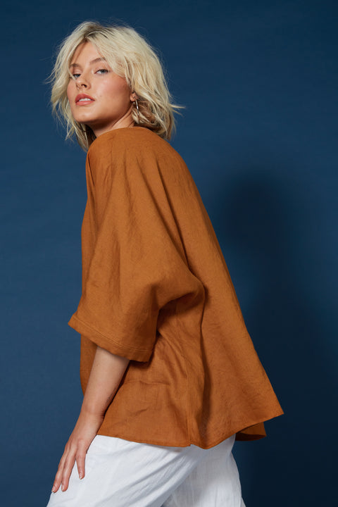 Antillia Top