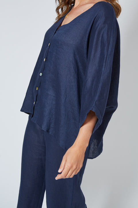 Antillia Top