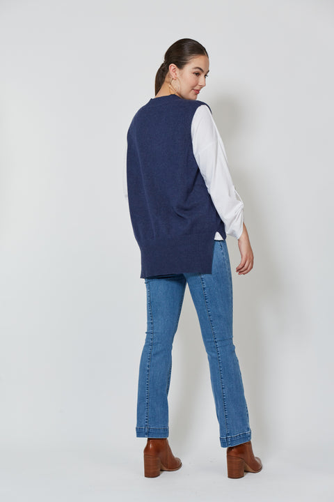 Ines Vest